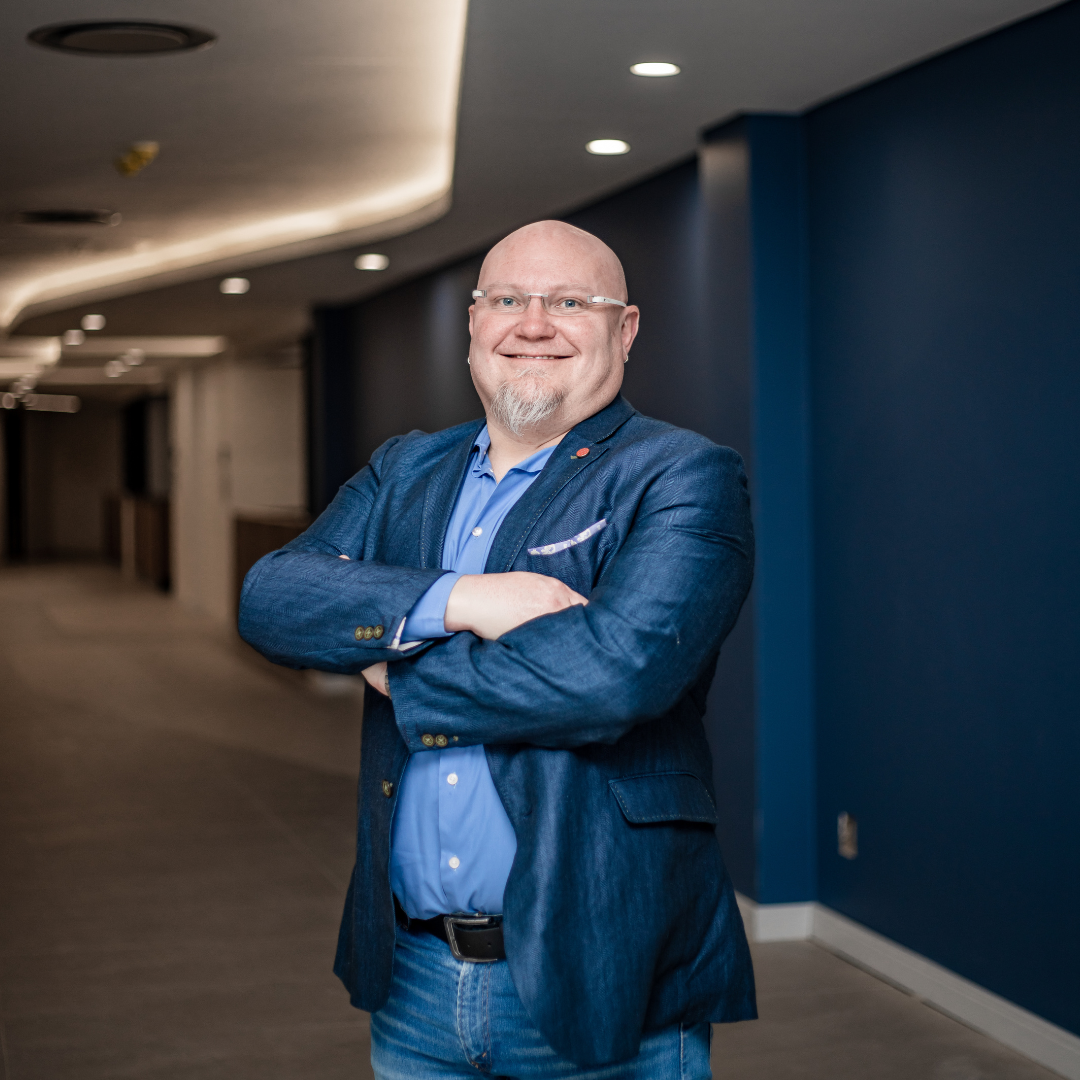 Dr. P. Marais, General Specialist at JSH Hospital, Room 21